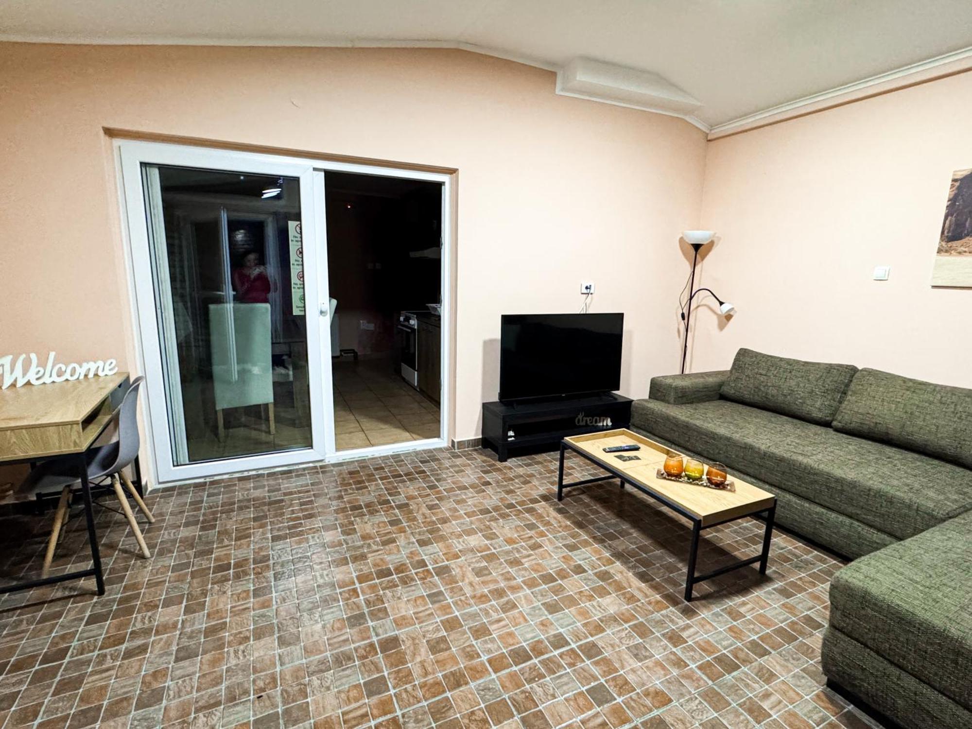 Kk Apartment Backa Topola Extérieur photo