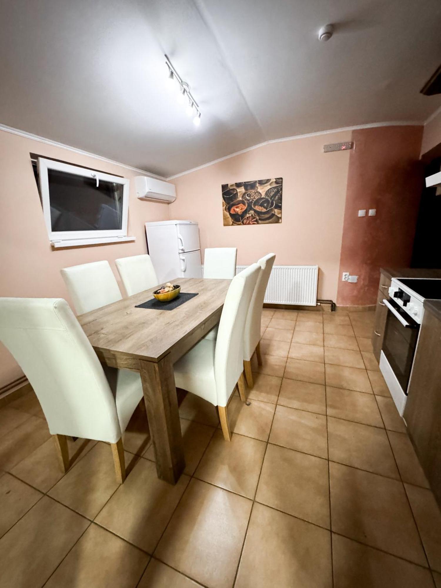 Kk Apartment Backa Topola Extérieur photo